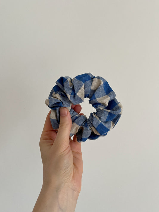 Scrunchie rutig i lin/bomullstyg