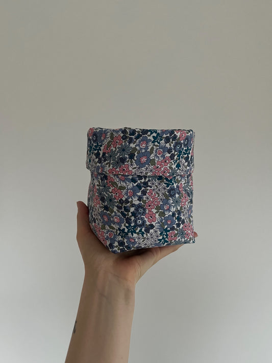 Förvaringskorg blommig