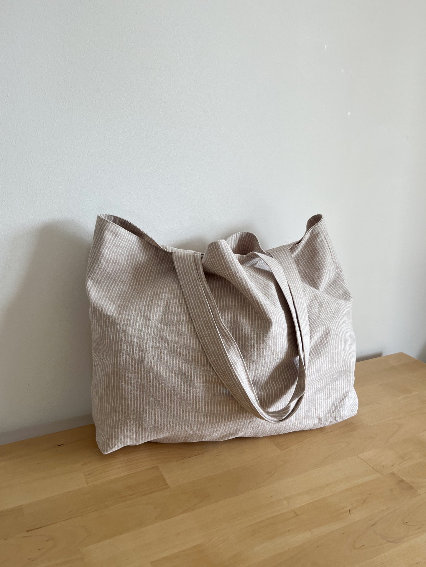 Tygväska beige/vit randig lin/bomullstyg (beställningsvara)