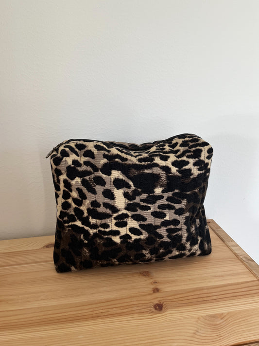 Quiltad necessär leo (beställningsvara)