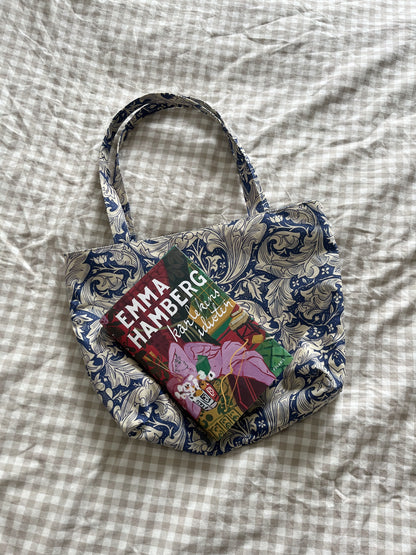 Tygväska blå blommig William Morris tyg (beställningsvara)