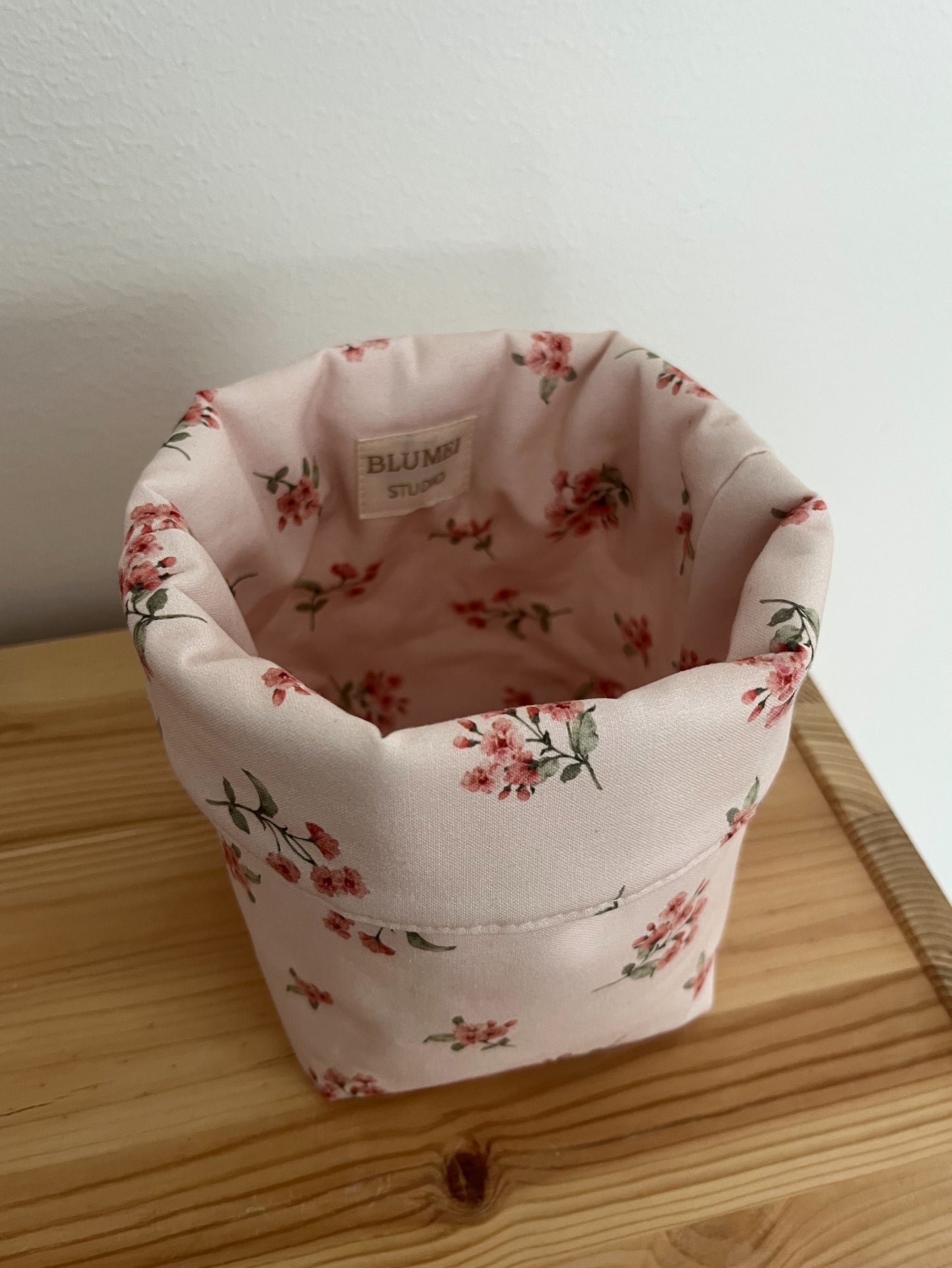Förvaringskorg rosa blommig