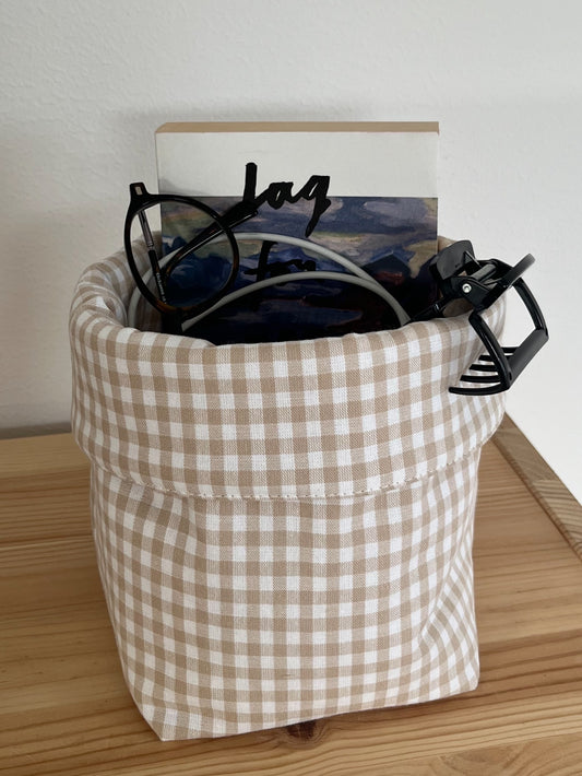 Rutig förvaringskorg beige