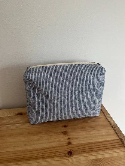 Quiltad randig necessär blå linne/bomull