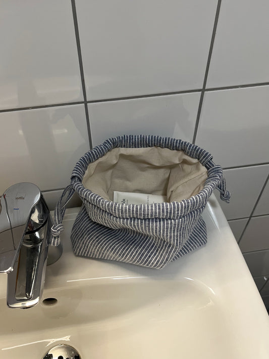 Förvaringspåse liten blå rand